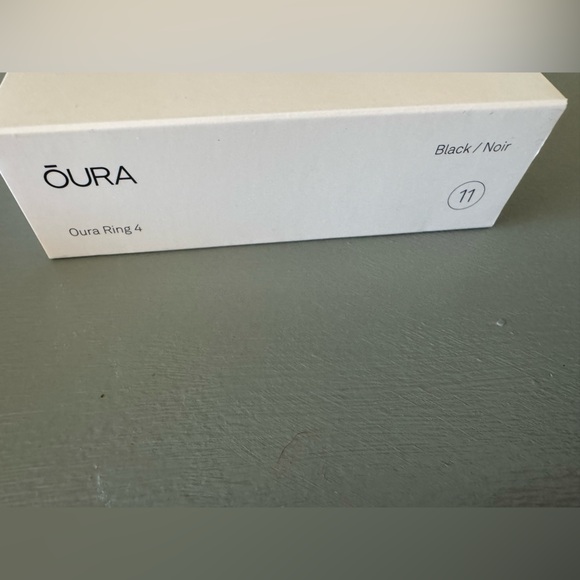 NWT Oura Ring 4 in Sleek Black size 11 - Picture 5 of 6